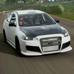 驾驶三菱蓝瑟XEVO