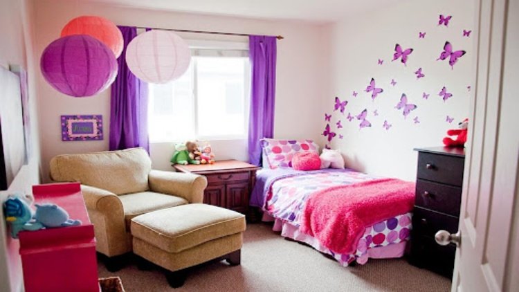 Girl Room Décor: House Games