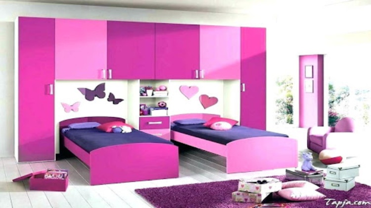 Girl Room Décor: House Games